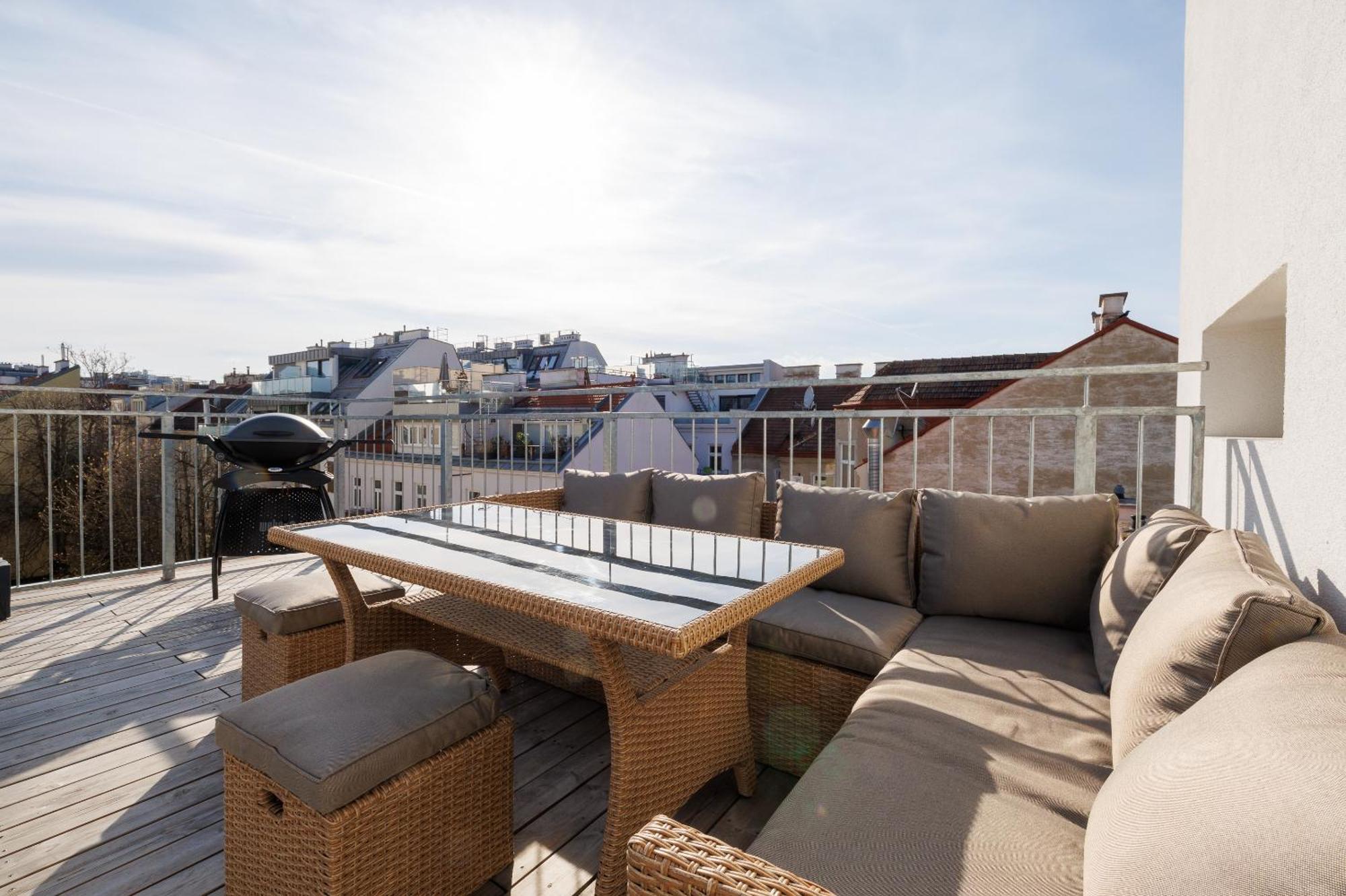 Symphony Apartments 38 - Modern Loft With Terrace And Grill In Central Location Viyana Dış mekan fotoğraf